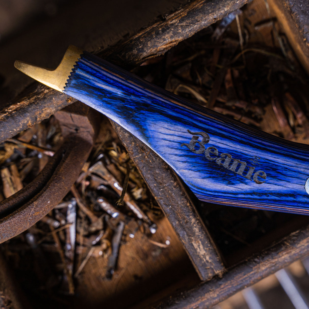 Beanie Farrier Curved Blade Knife with Brass Topper