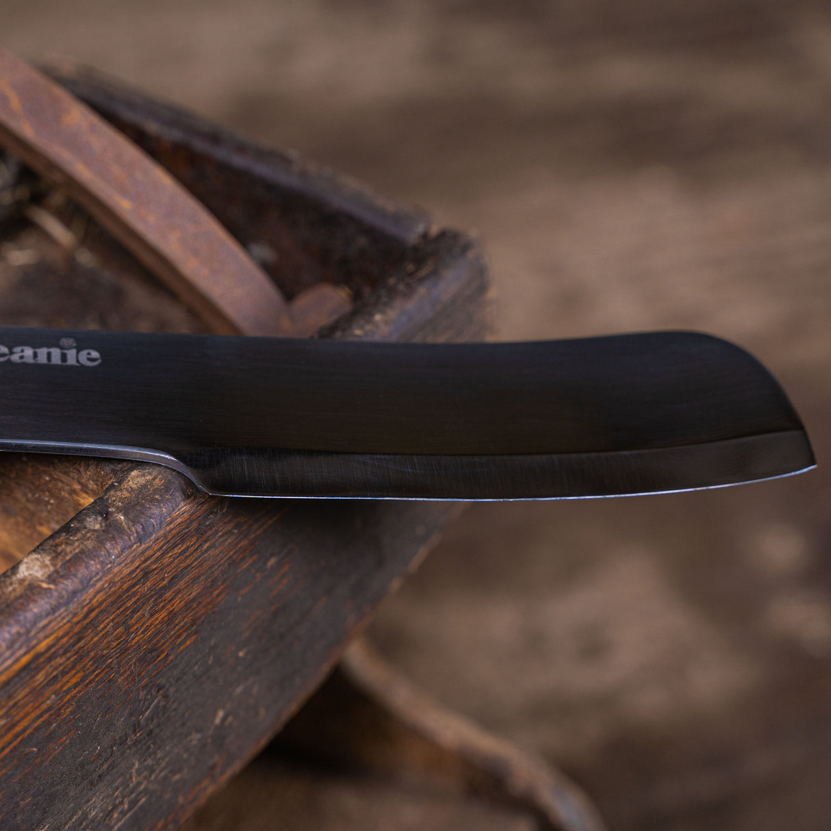 Beanie Farrier Curved Toeing Knife