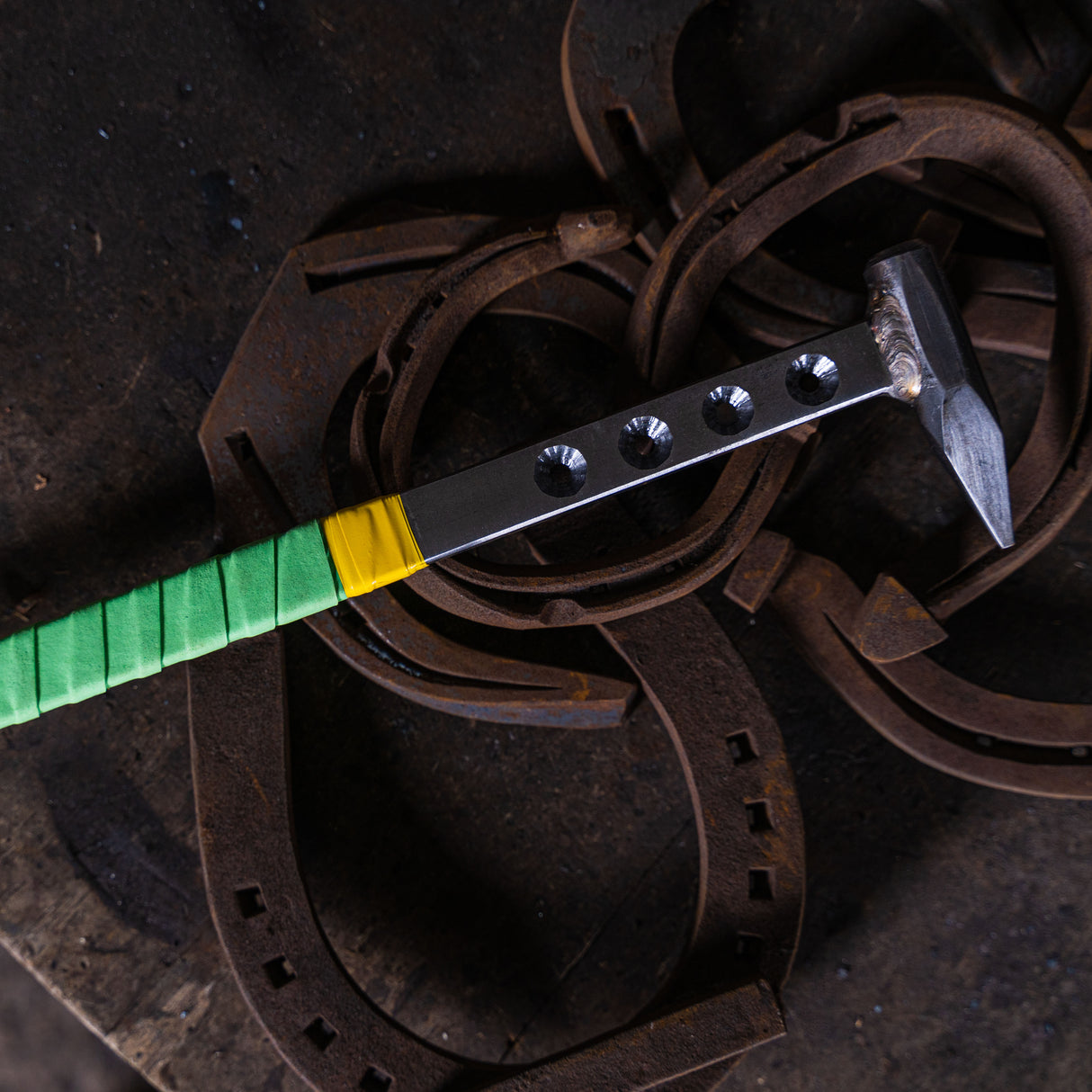 Beanie Stamp for Tool and Fullered Shoes with Welded Handle