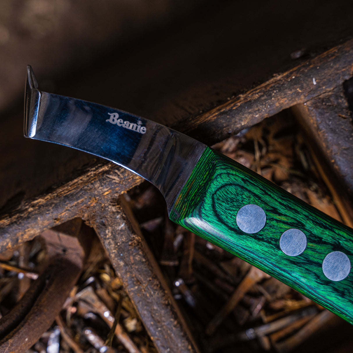 Farrier Wide Blade Knife with Brass Topper