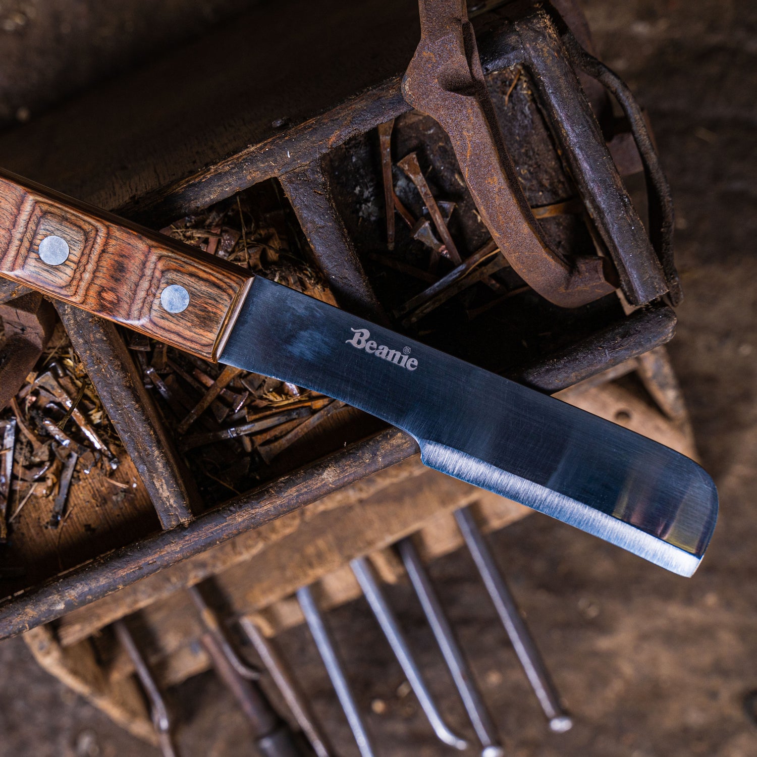 Beanie Farrier Curved Toeing Knife
