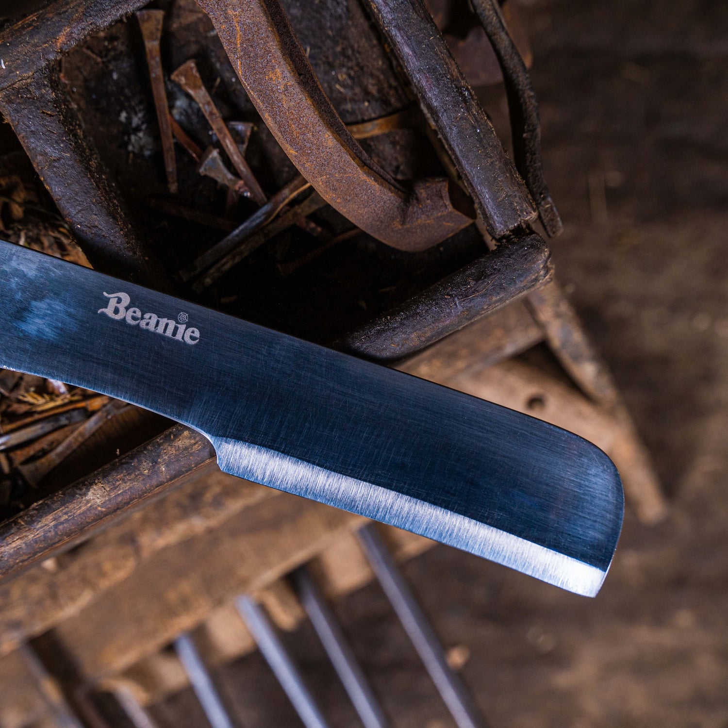 Beanie Farrier Curved Toeing Knife