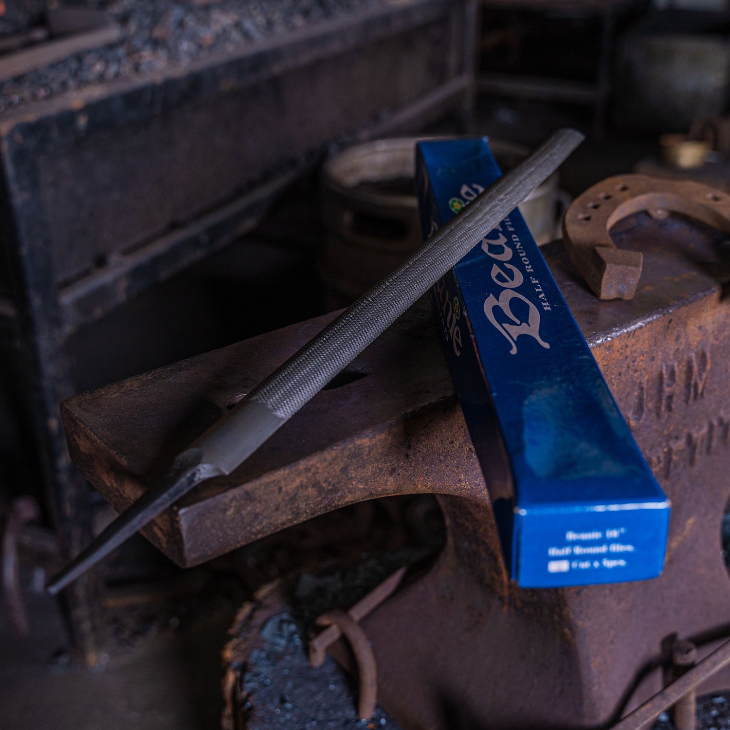 Beanie Aggressive Half Round File 1st Cut (16") For Hot Or Cold Filing