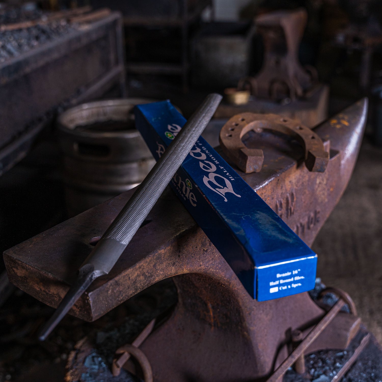 Beanie Aggressive Half Round File 1st Cut (16") For Hot Or Cold Filing