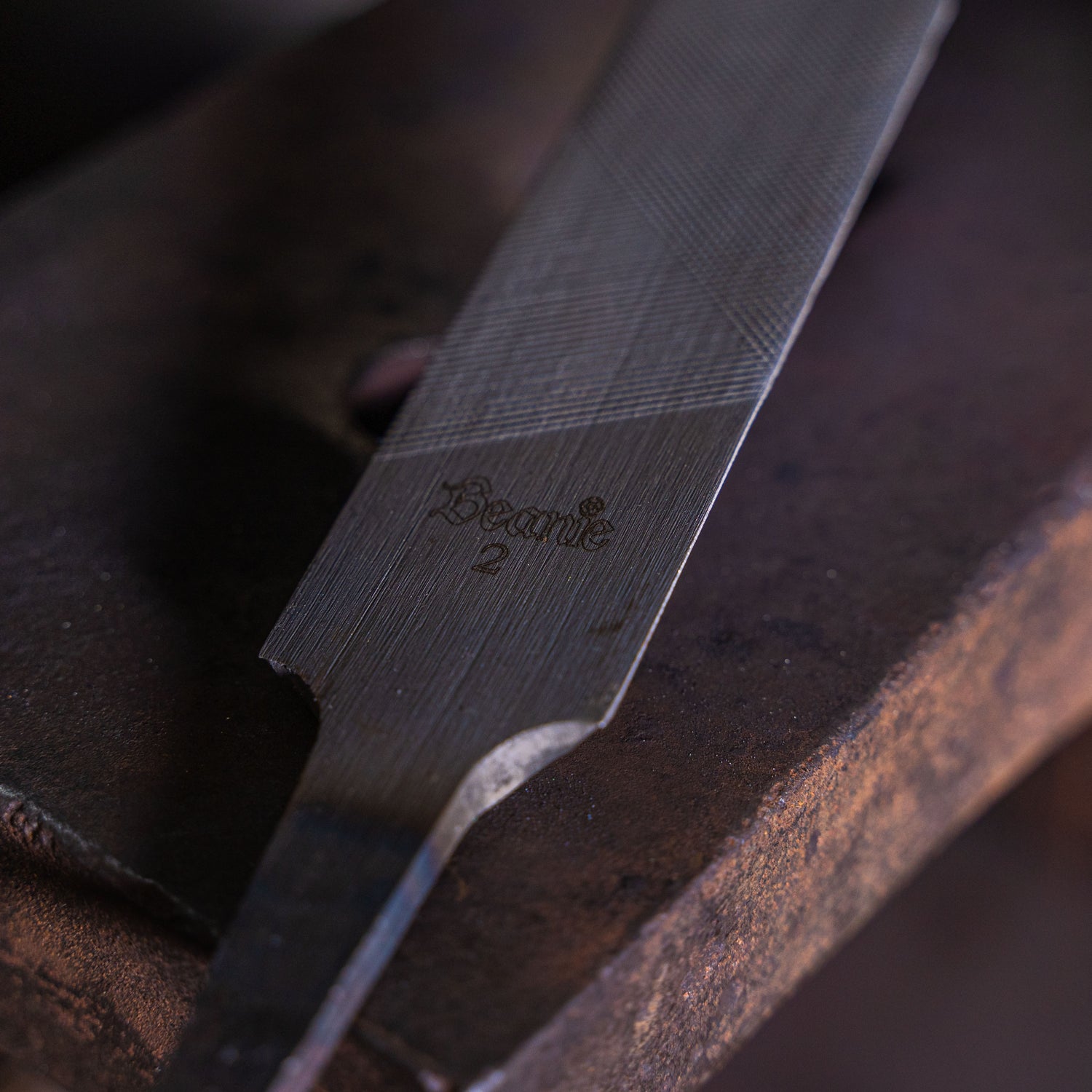 Beanie Aggressive Half Round File 2nd Cut (16") for hot or cold filing