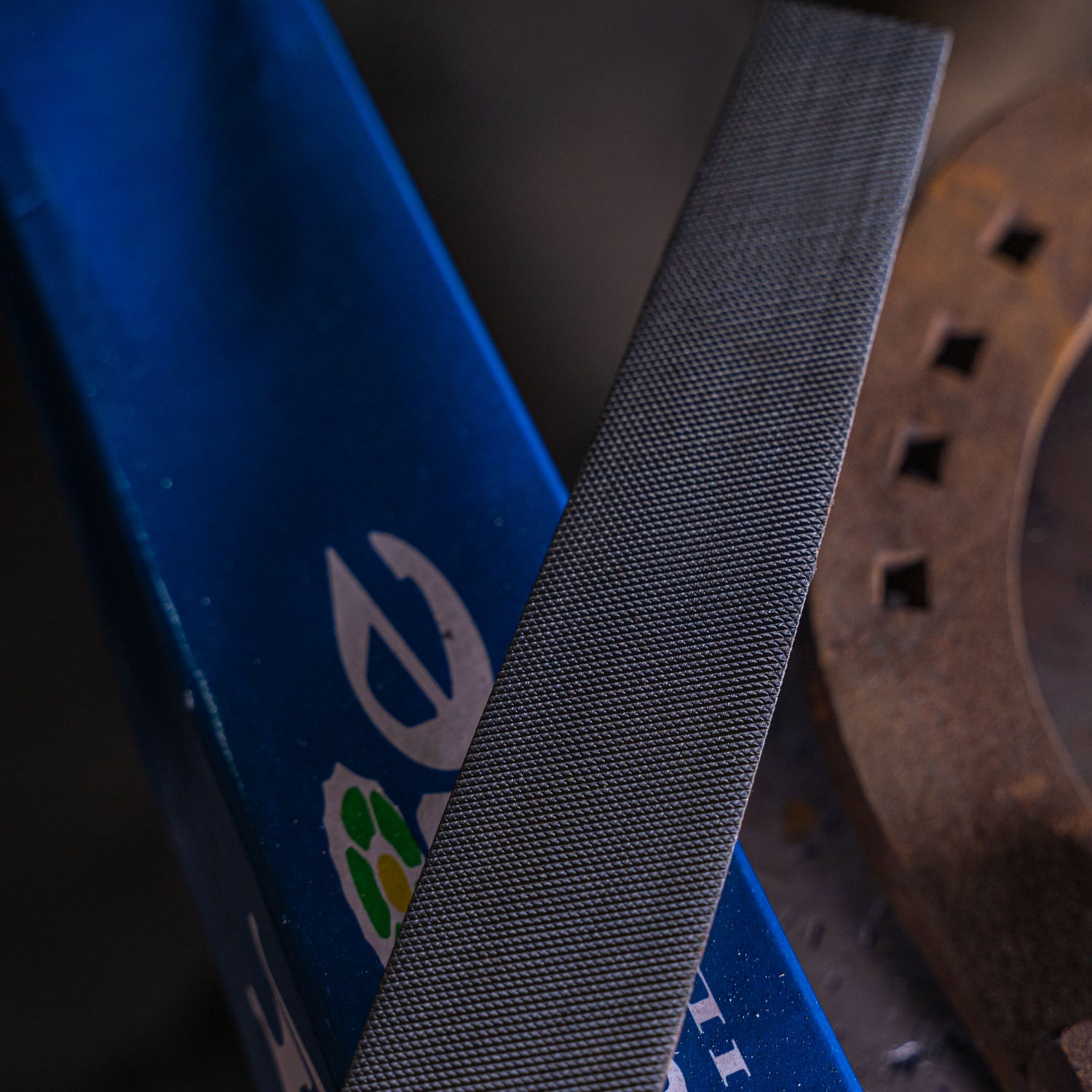 Beanie Aggressive Half Round File 2nd Cut (16") for hot or cold filing