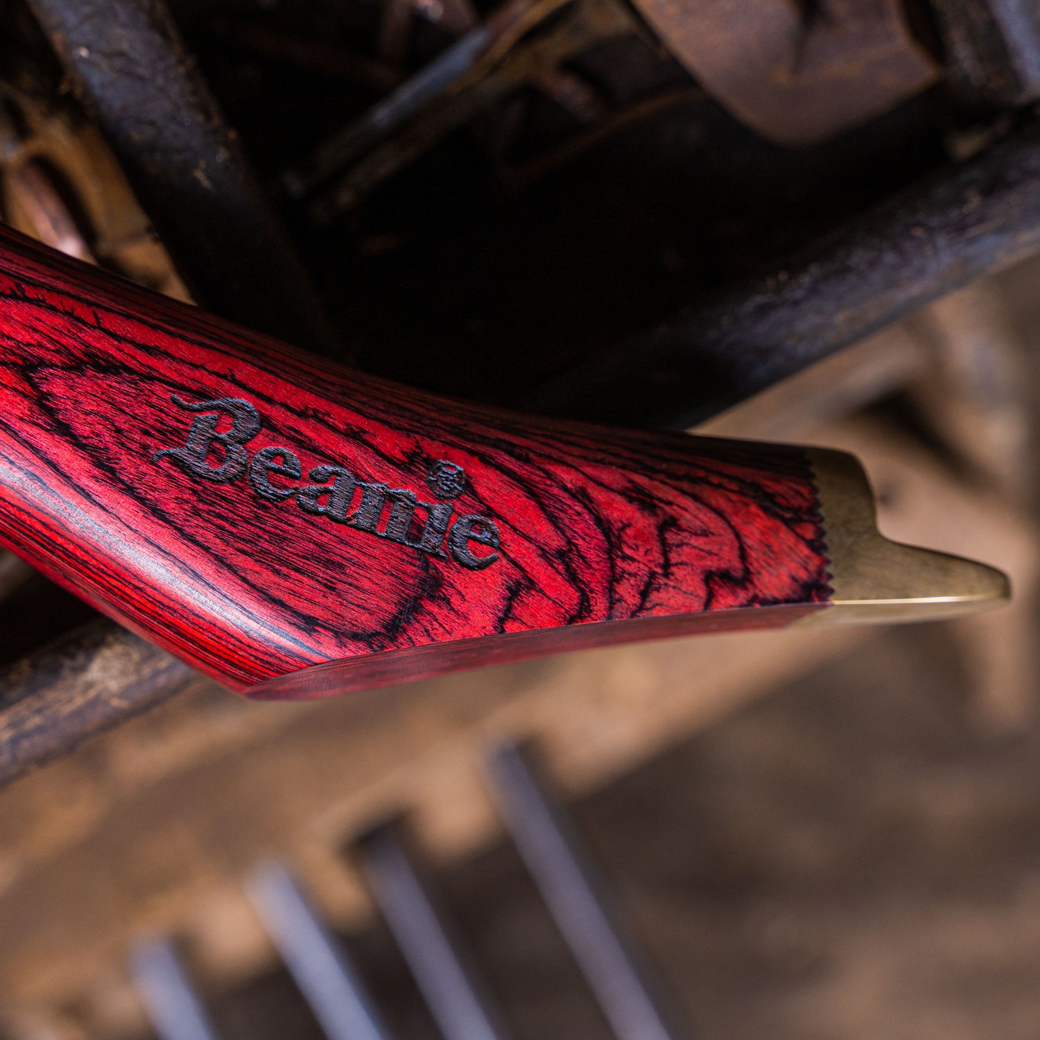 Beanie Farrier Small Loop Knife with Brass Topper